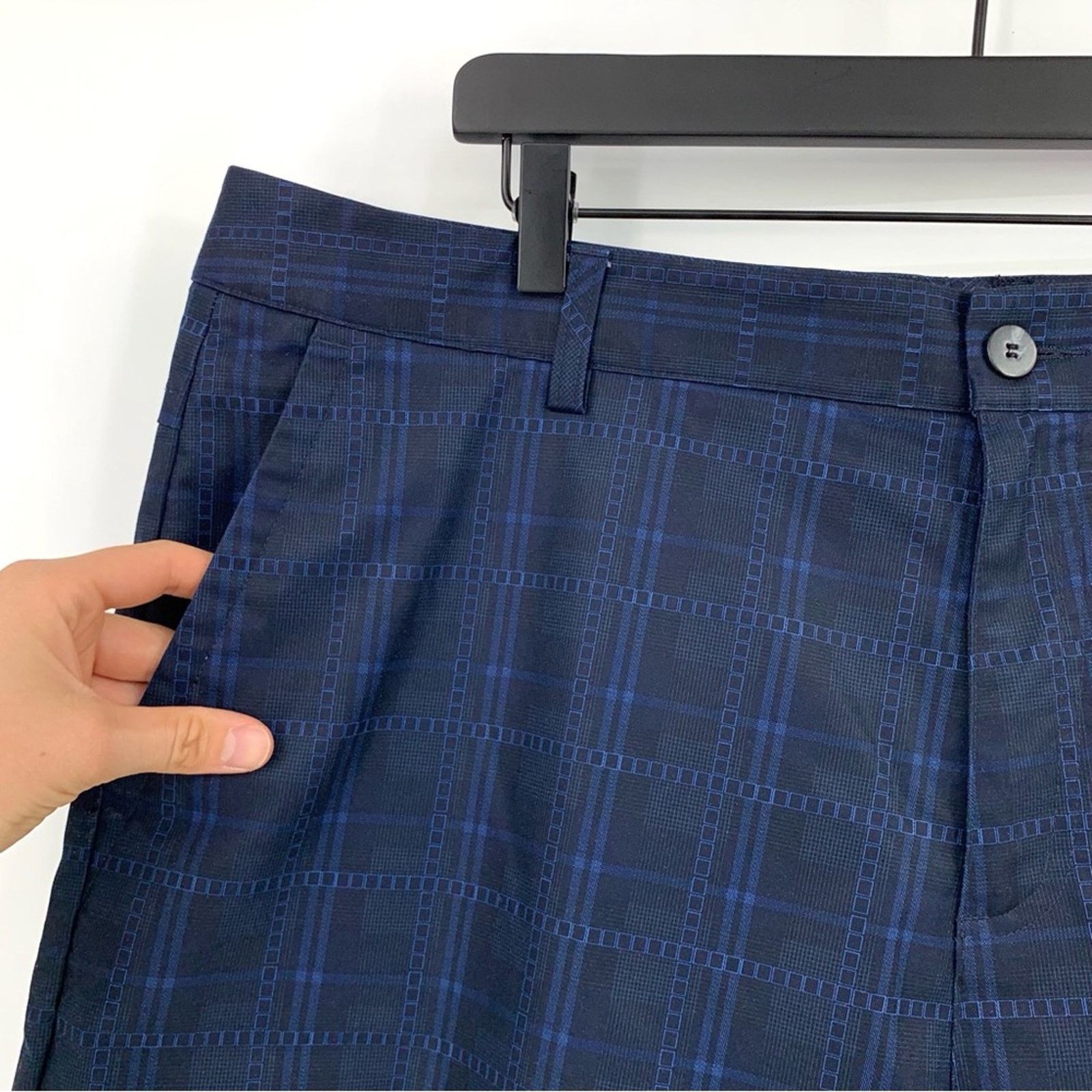 Adidas ADIDAS Climalite Casual Shorts Plaid Navy Blue 38 Size US 38 / EU 54 - 2 Thumbnail