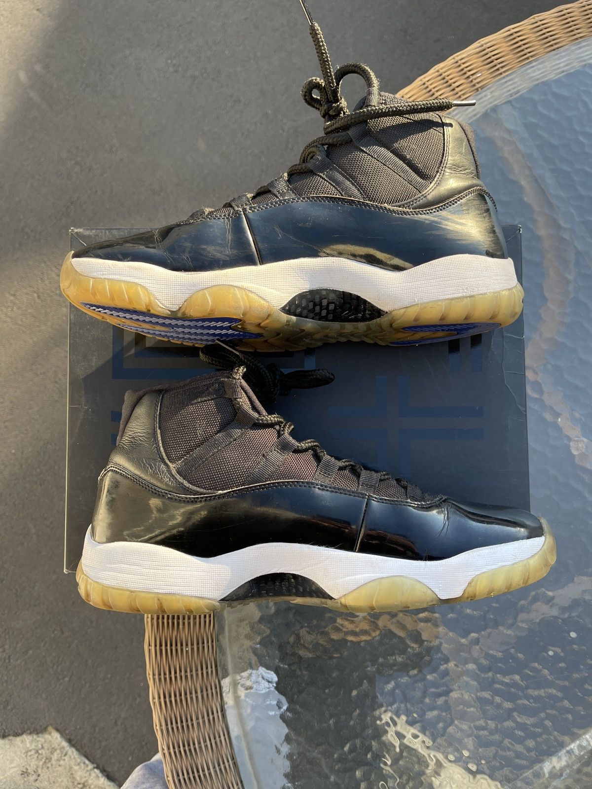 Jordan Brand × Nike Air Jordan 11 Space Jam (2016) Size 12 Size US 12 / EU 45 - 2 Thumbnail