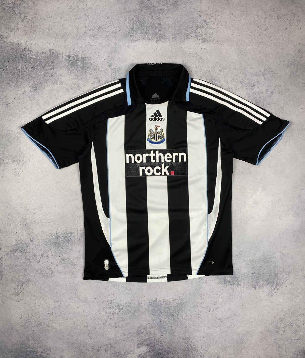 Adidas Adidas NEWCASTLE UNITED 2007 2008 2009 HOME SOCCER JERSEY Size US M / EU 48-50 / 2 - 2 Thumbnail