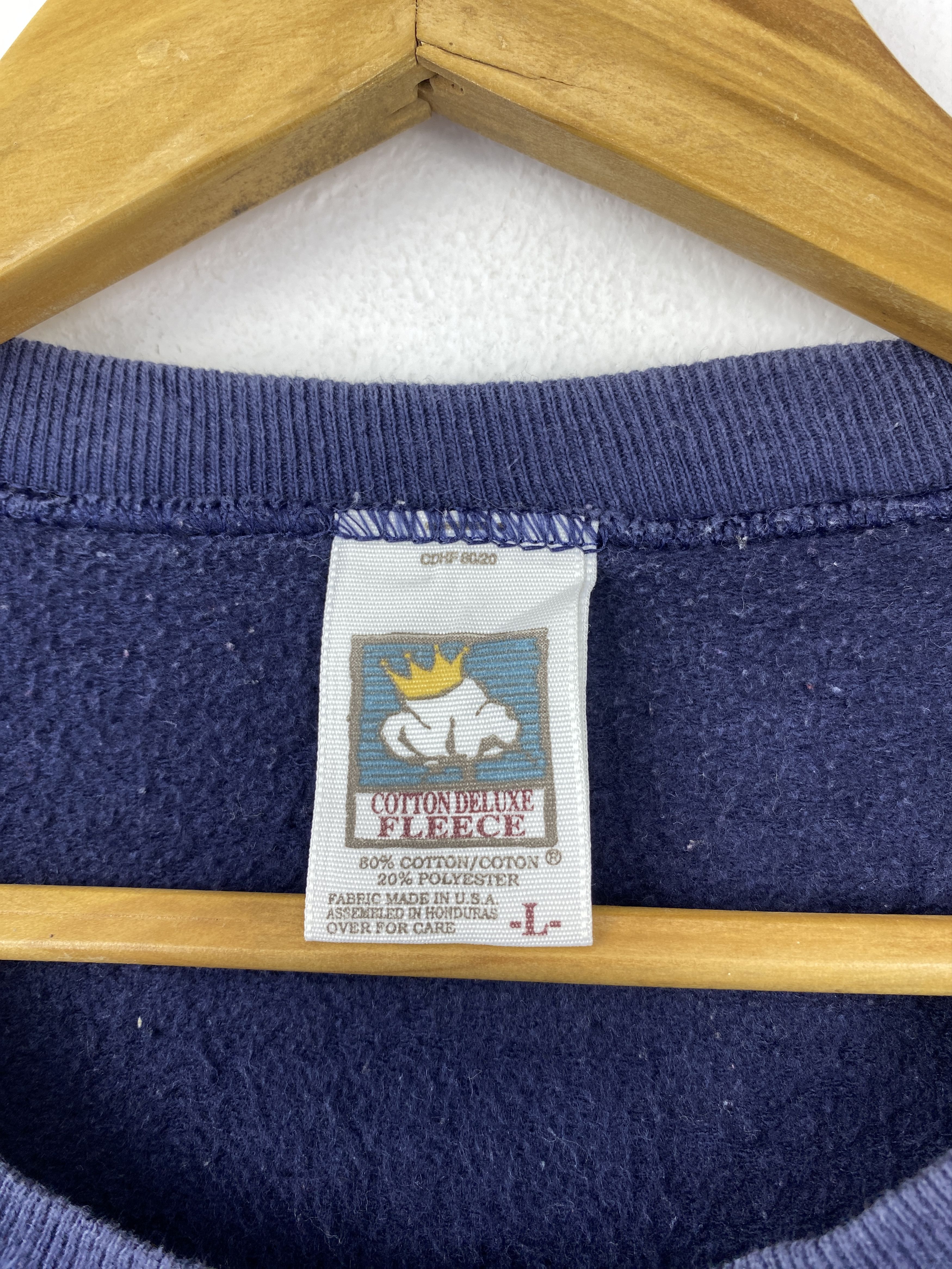 Vintage Vintage 90s Guam Crewneck Pullover Jumper Sweatshirt SH0539 Size US L / EU 52-54 / 3 - 7 Thumbnail