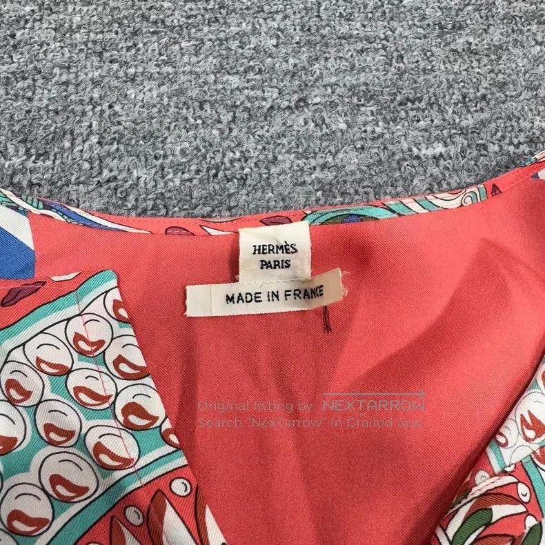 Hermes Hermes Batwing Sleeve Silk V-Neck Short-Sleeve Top Size ONE SIZE - 5 Thumbnail