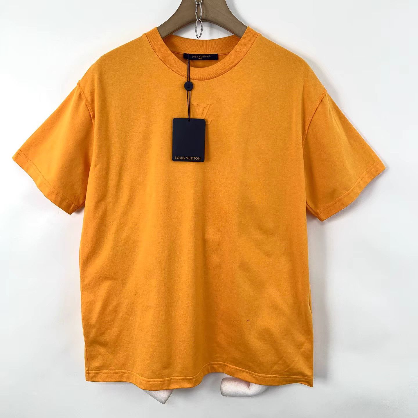 Louis Vuitton Louis Vuitton Orange Embossed Short Sleeve K12 Size US M / EU 48-50 / 2 - 1 Thumbnail