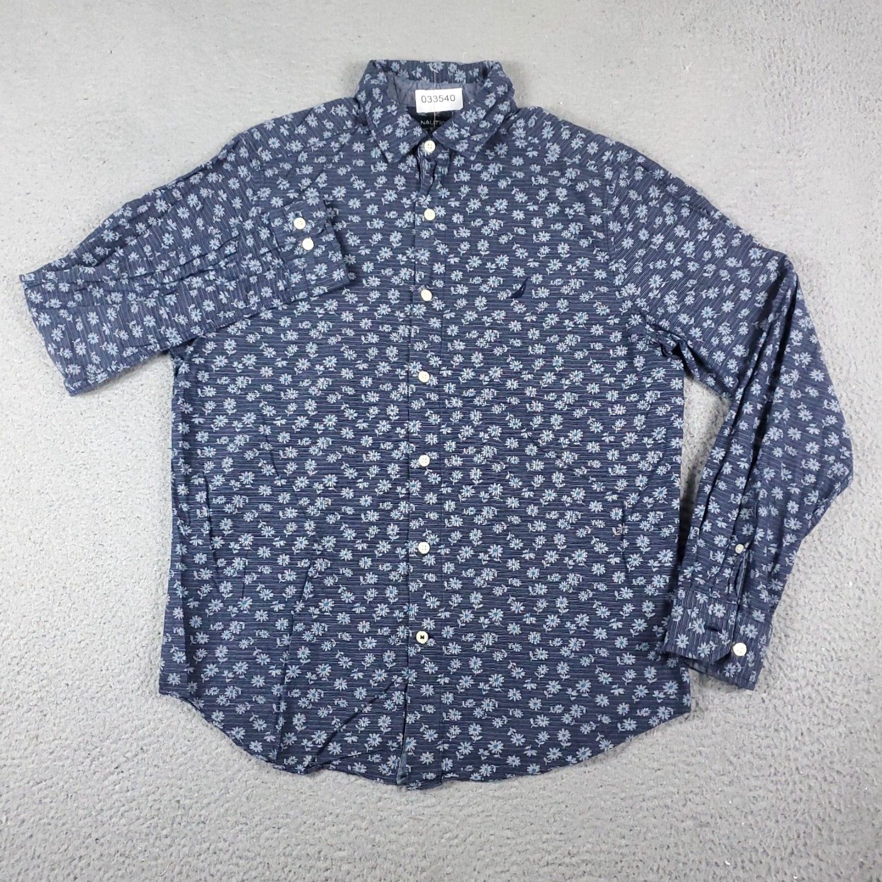 Nautica Nautica Shirt Mens Small Blue Floral Button-Up Long Sleeve Casual Workwear Patterned Cotton Navy/Blue Floral 90s? (Do not include 90s unless in item) Size US S / EU 44-46 / 1 - 3 Thumbnail