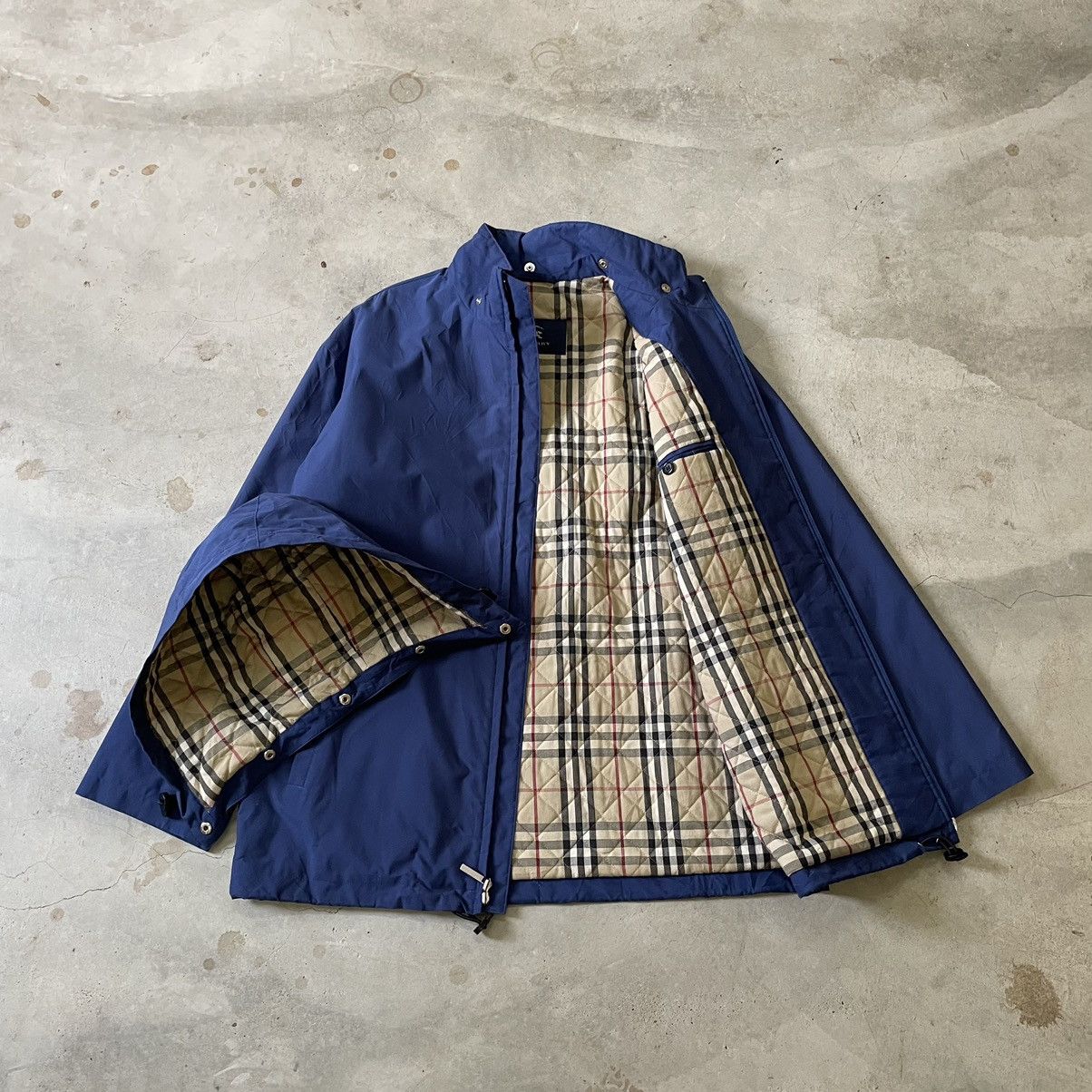 Burberry Vintage Burberry Weather Proof Nova Check Quilted Jacket Size US L / EU 52-54 / 3 - 2 Thumbnail