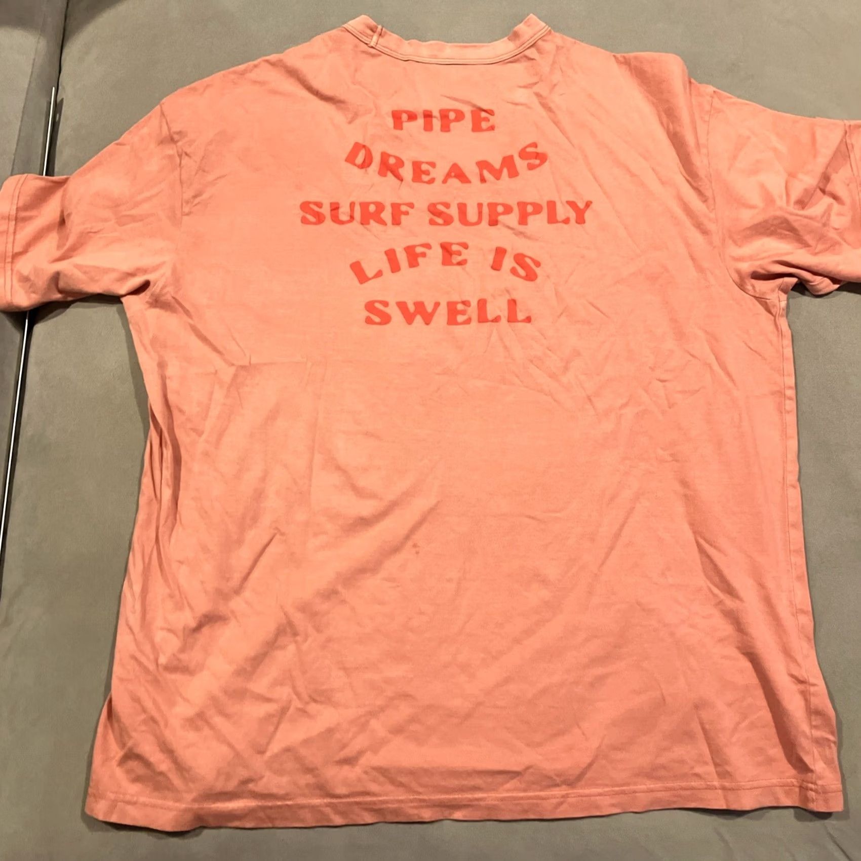 Old Navy OLD NAVY PIPE DREAMS SURF SUPPLY T SHIRT SIZE LARGE NWT PEACH Size US L / EU 52-54 / 3 - 6 Thumbnail
