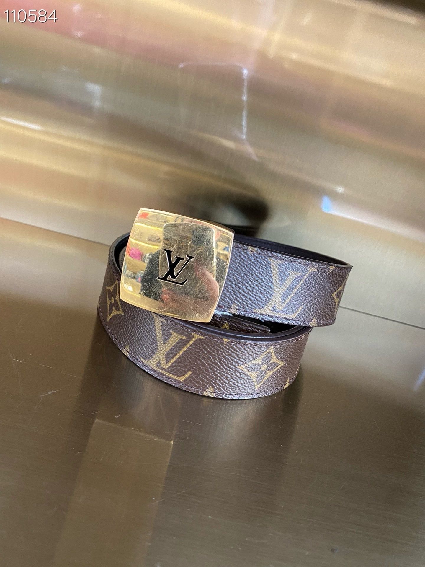 Louis Vuitton Louis Vuitton Monogram Belt Size ONE SIZE - 1 Thumbnail