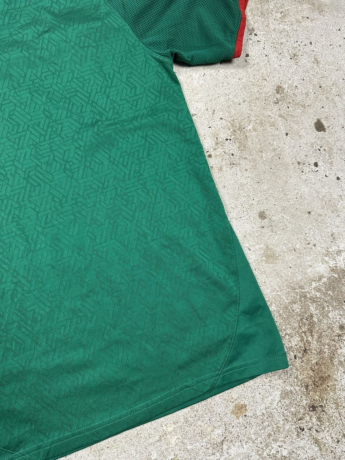 Puma × Vintage Puma x Cameroon 2010/2011 Home Jersey T Shirt Soccer Size US S / EU 44-46 / 1 - 14 Thumbnail