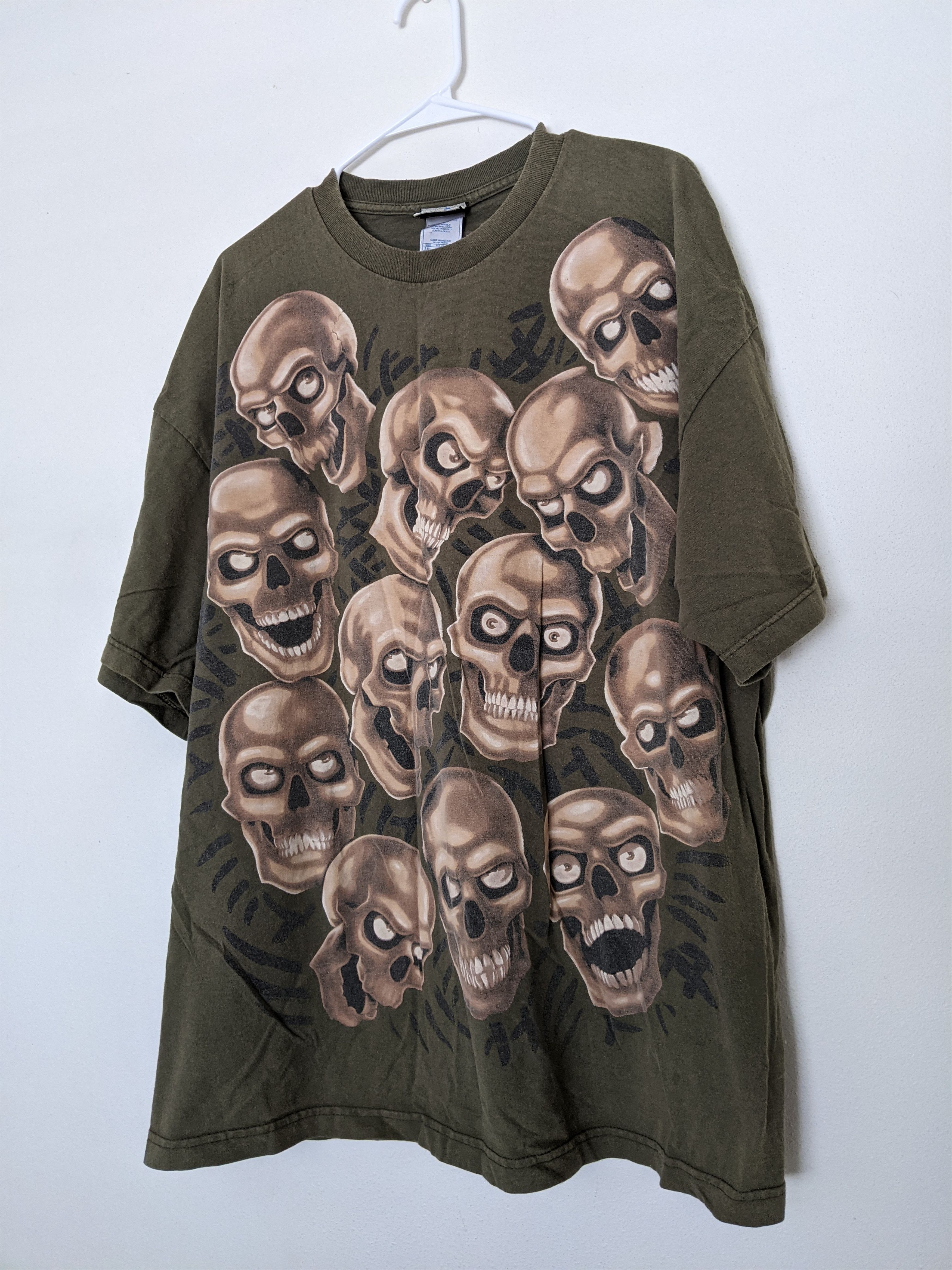 Liquid Blue Liquid Blue Vintage Skulls Shirt Size US XXL / EU 58 / 5 - 3 Thumbnail