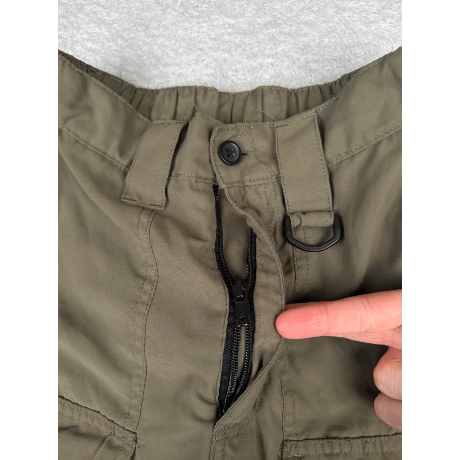Vintage VINTAGE Boy Scouts Shorts Adult XS Green Switchbacks NO LEGS Polyester Mens Size US 27 - 7 Thumbnail