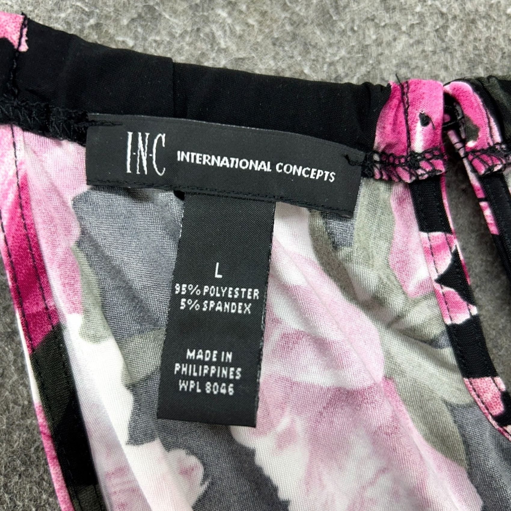 Vintage VINTAGE INC International Concepts Tank Top Womens L Black Pink Floral Print Y2K Size L / US 10 / IT 46 - 2 Thumbnail