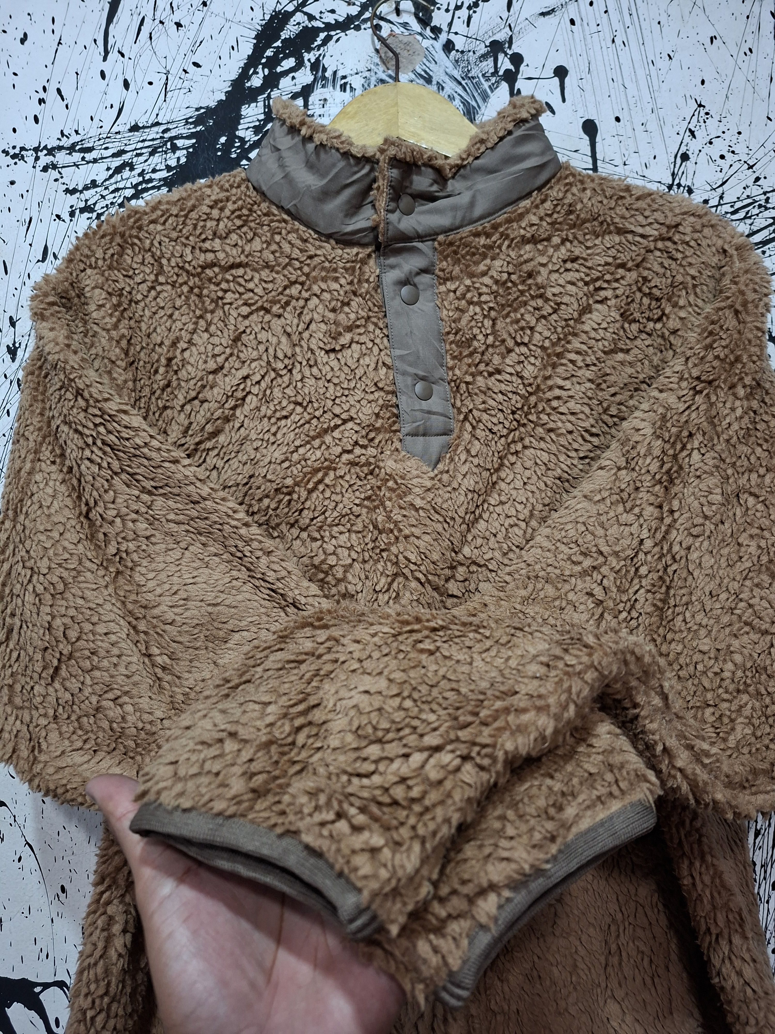 Uniqlo × White Mountaineering UNIQLO X WHITE MOUNTAINEERING SHERPA FLEECE HALF BUTTON Size US M / EU 48-50 / 2 - 5 Thumbnail
