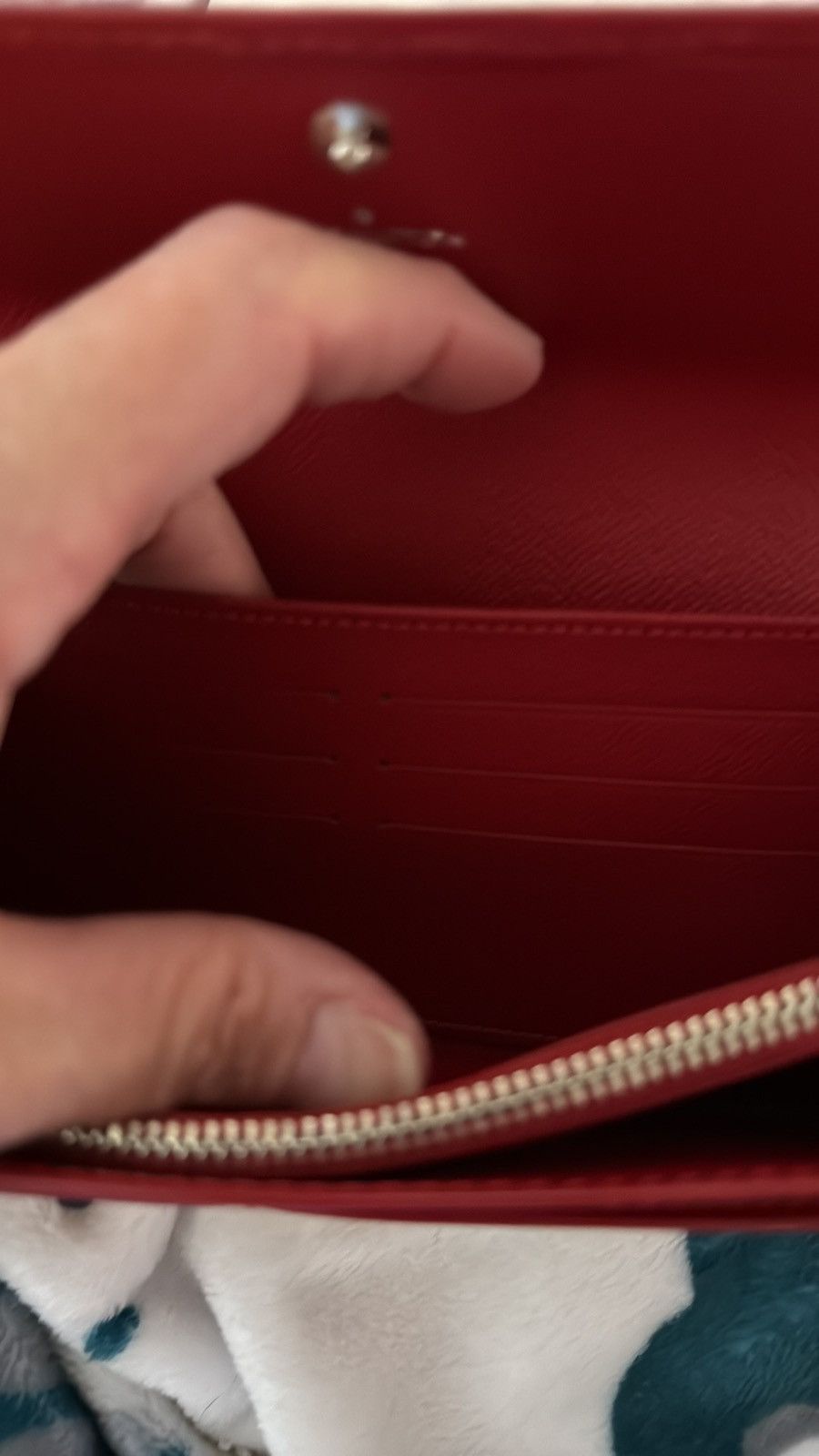 Louis Vuitton Louis Vuitton Epi Rouge / Red Sarah Textured Leather Wallet Size ONE SIZE - 3 Thumbnail