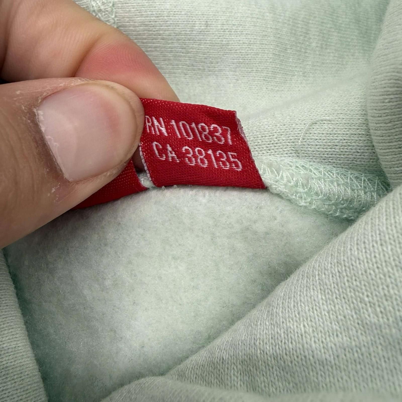 Supreme Supreme Box Logo Hooded Sweatshirt Light Green FW23 Size US L / EU 52-54 / 3 - 9 Thumbnail