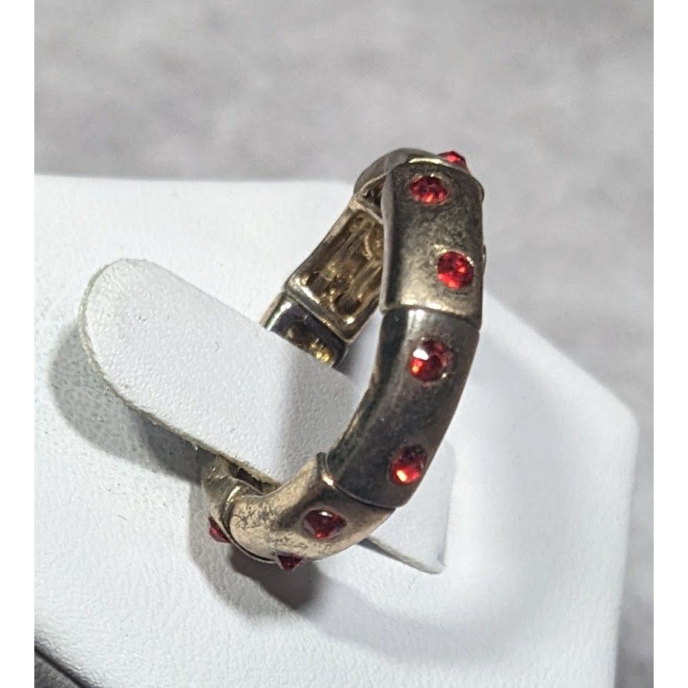 Other Red Rhinestone Gold Tone Funky Stretch Ring Size 6 1/4 Size ONE SIZE - 10 Thumbnail