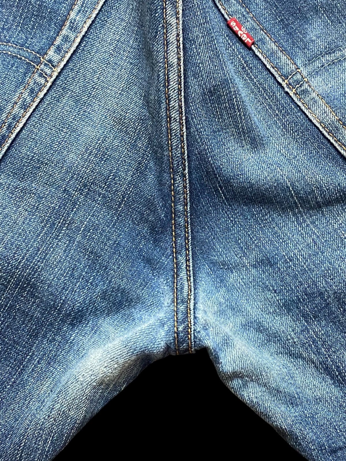 Levi's Vintage Clothing Vintage Levis 503 Blue Faded Whisker Loose Jeans Size US 32 / EU 48 - 12 Thumbnail