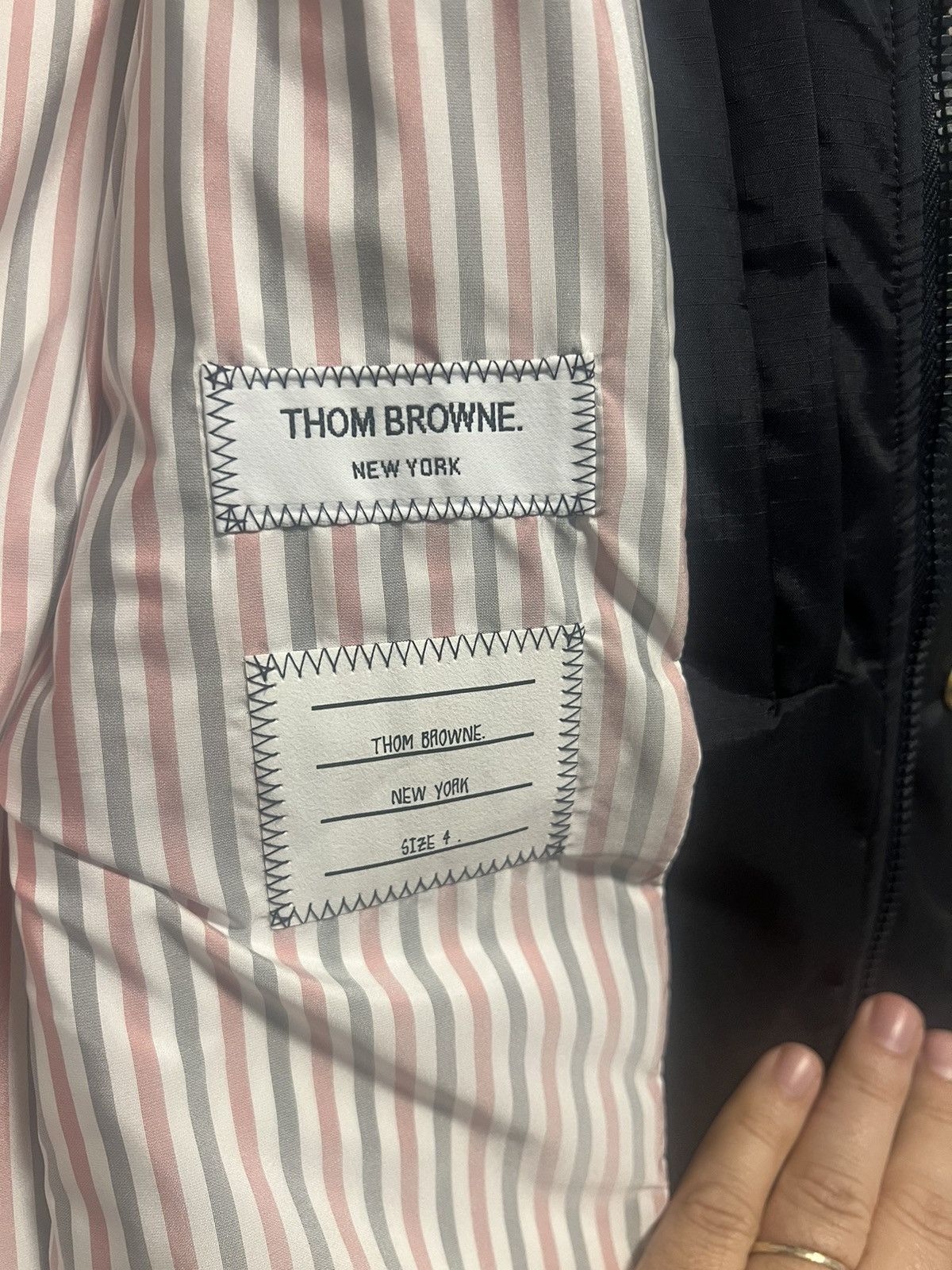 Thom Browne Shiny Ripstop Navy size 4 Size US XL / EU 56 / 4 - 5 Thumbnail