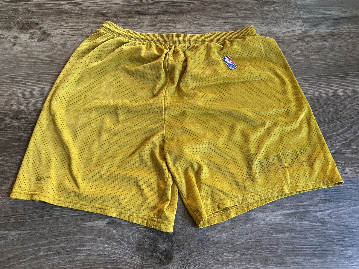 Pre-owned Lakers X Nike Vintage 90's Nike Lakers Mesh Shorts In Yellow