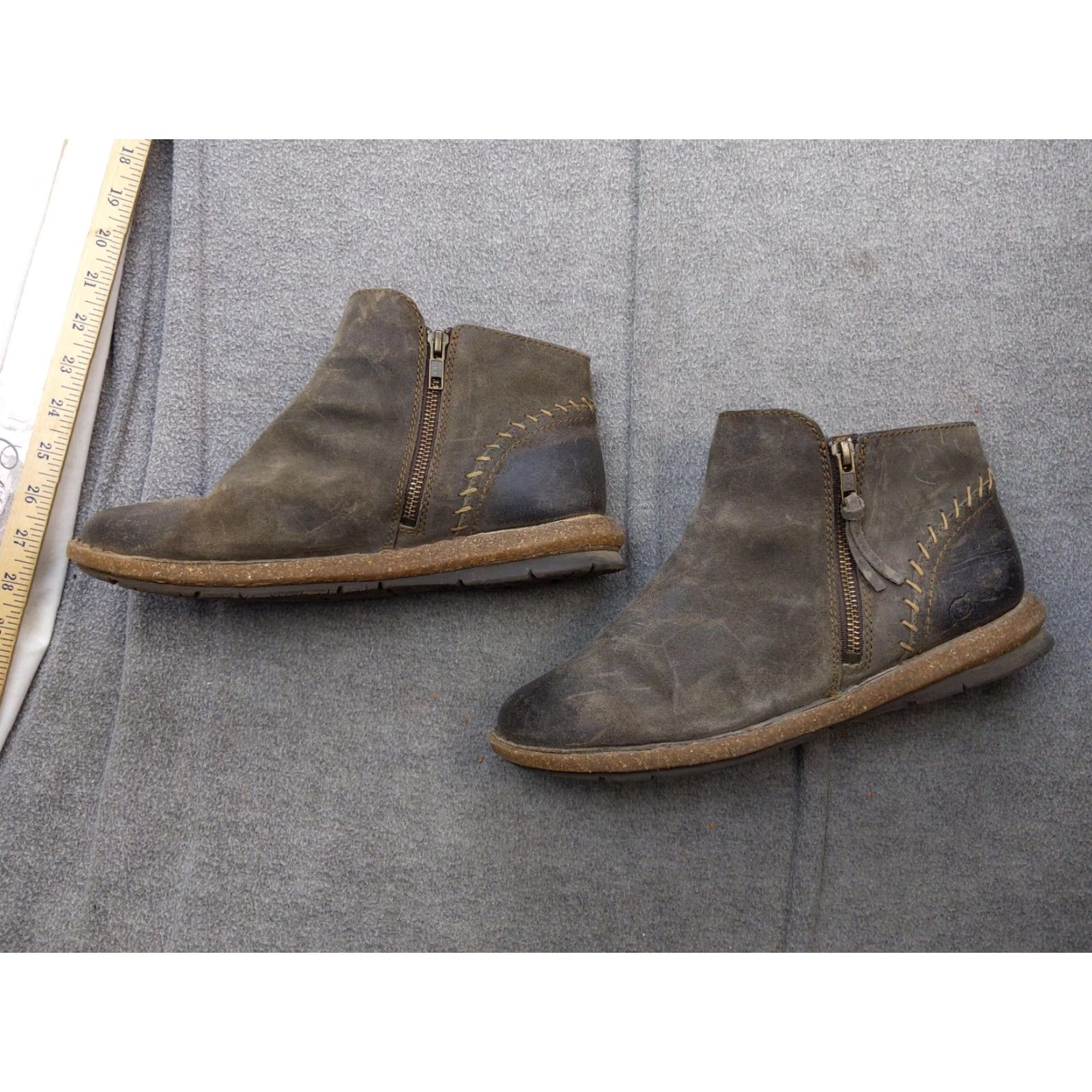 Born Born Boots Womens 11 Brown Leather Ankle Zip Casual Flat Booties F51877 Size US 11 / IT 41 - 2 Thumbnail