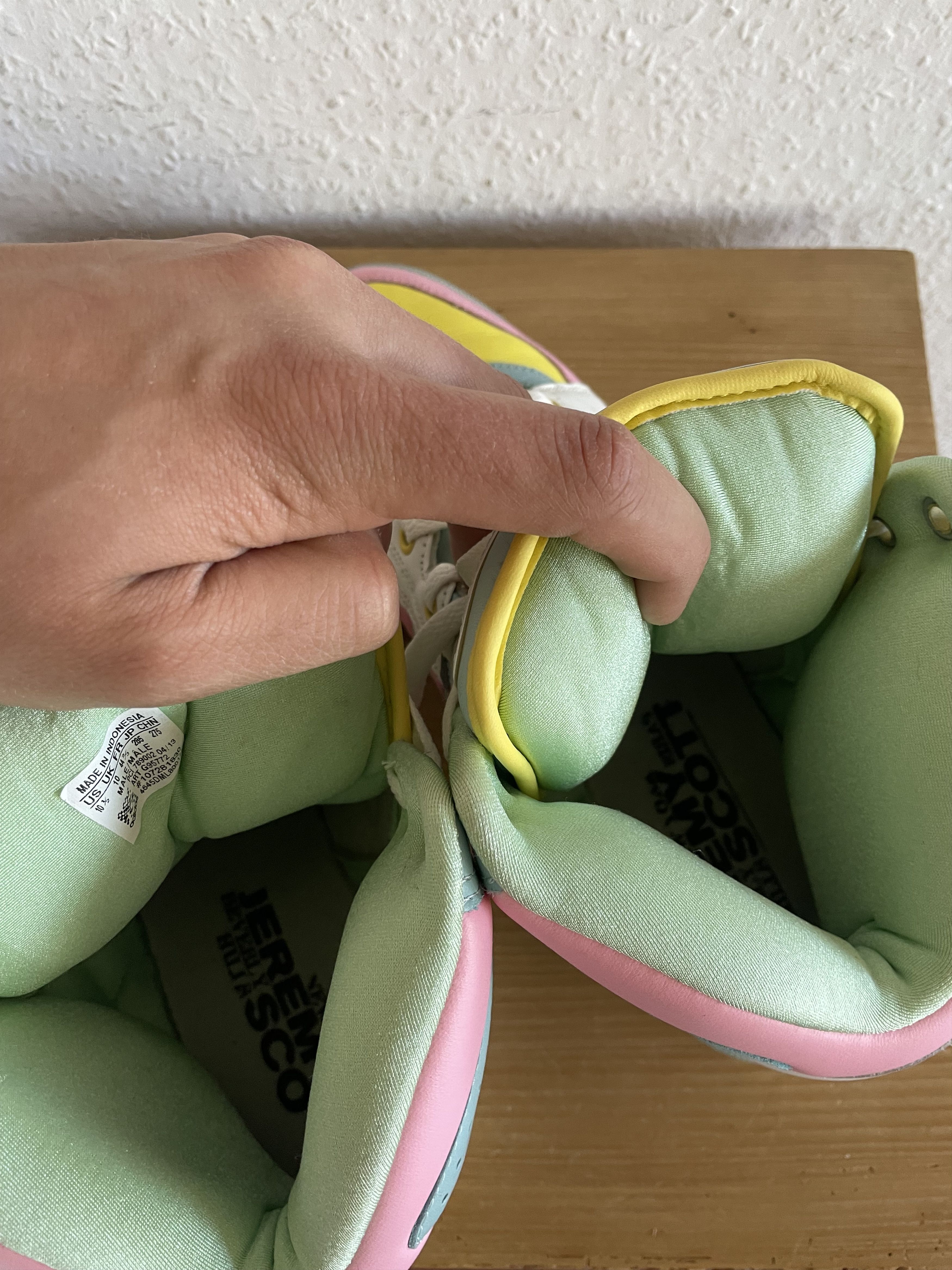 Adidas × Jeremy Scott JS License Plate Miami Sneakers Size US 10.5 / EU 43-44 - 9 Thumbnail
