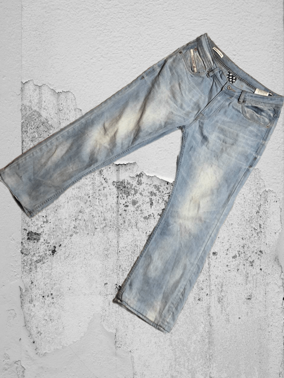 Diesel × Vintage Vintage Y2K Diesel Washed Distressed Denim Jeans Slim Size US 34 / EU 50 - 1 Thumbnail