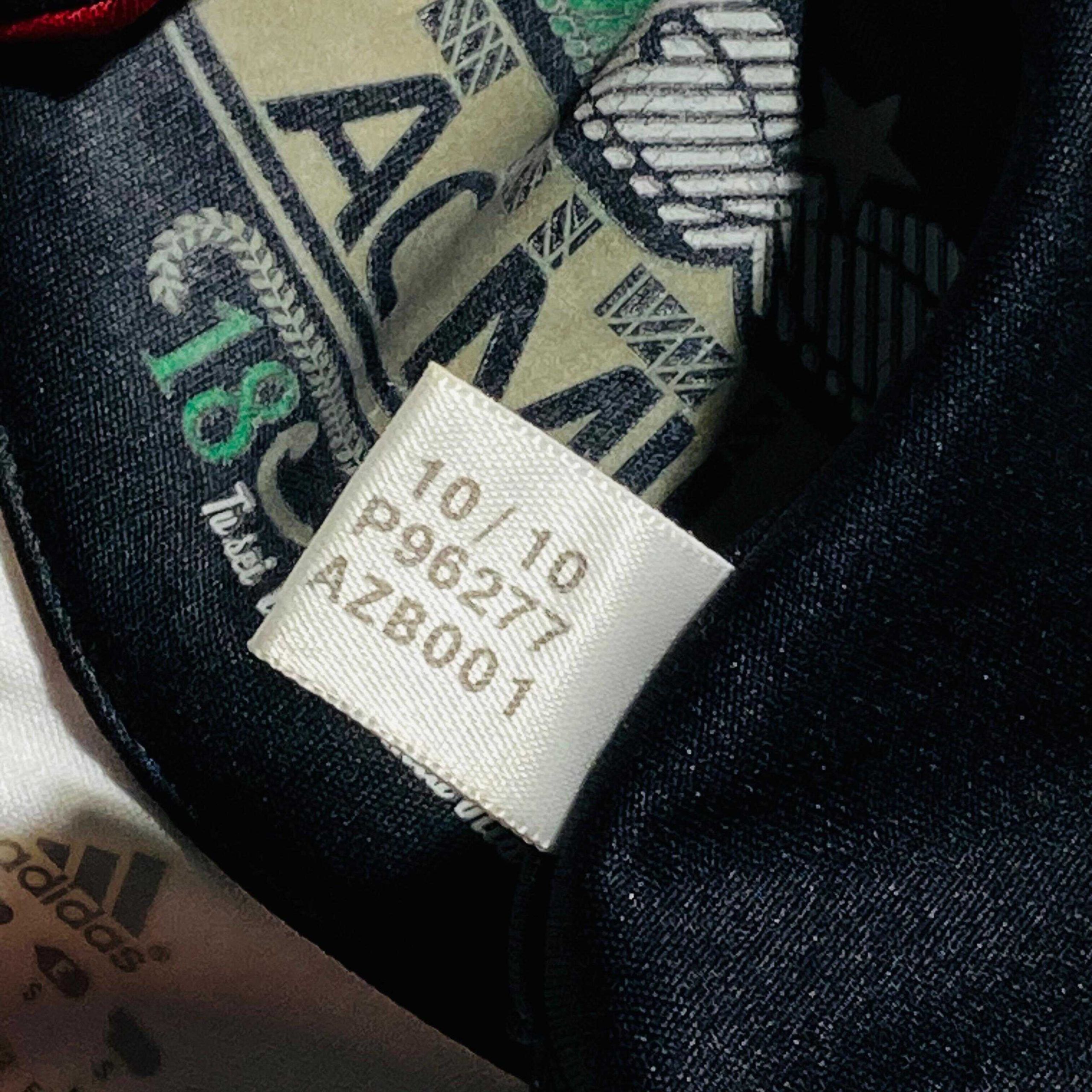 Adidas 2010-11 AC Milan Away Adidas P96277 Size US S / EU 44-46 / 1 - 7 Thumbnail