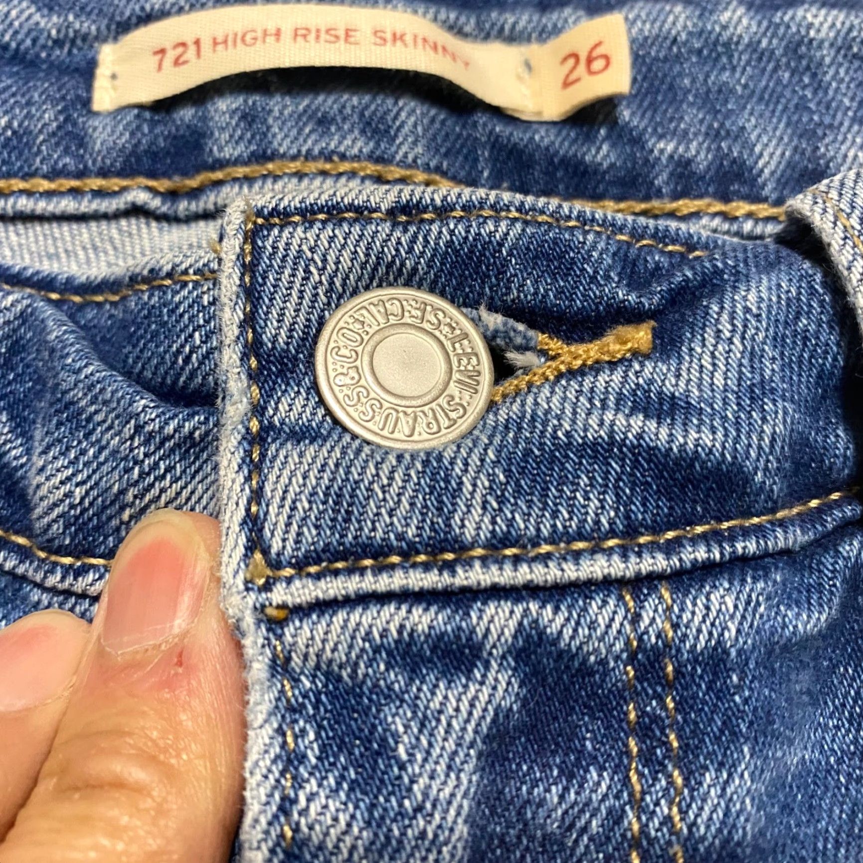 Levi's LEVIS 721 Jeans Women’s Size 26 Medium Wash Denim High Rise Skinny Ankle Blue Jeans Size 42" / US 20 - 7 Thumbnail
