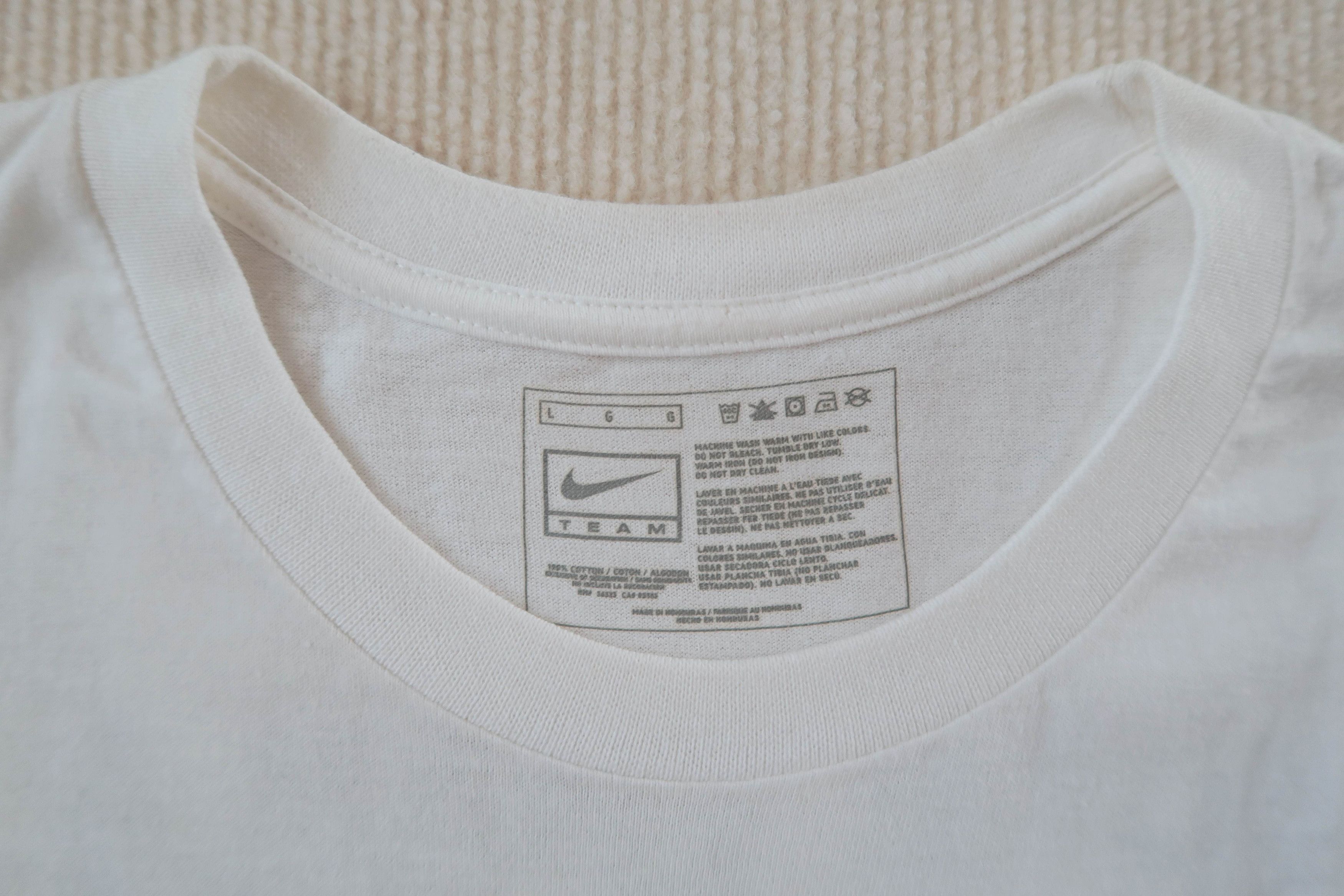 Nike Nike Limited Lebron More Than A Game World Tour T-Shirt Size US L / EU 52-54 / 3 - 5 Thumbnail