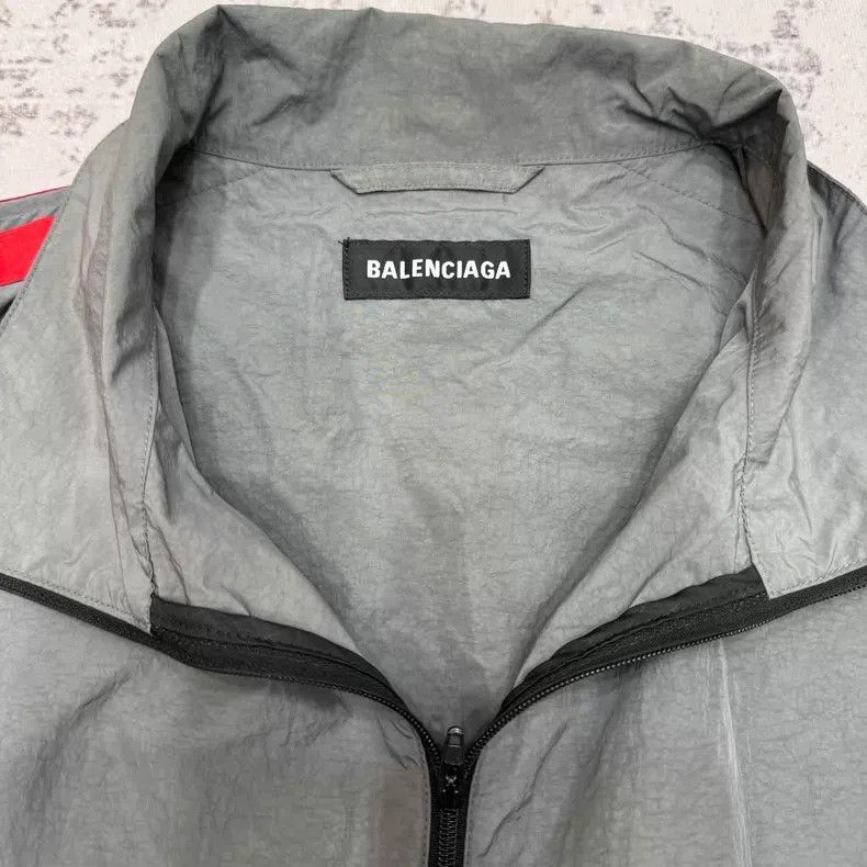 Balenciaga Balenciaga Three-Color Patchwork Logo Nylon Windbreaker Size US S / EU 44-46 / 1 - 3 Thumbnail