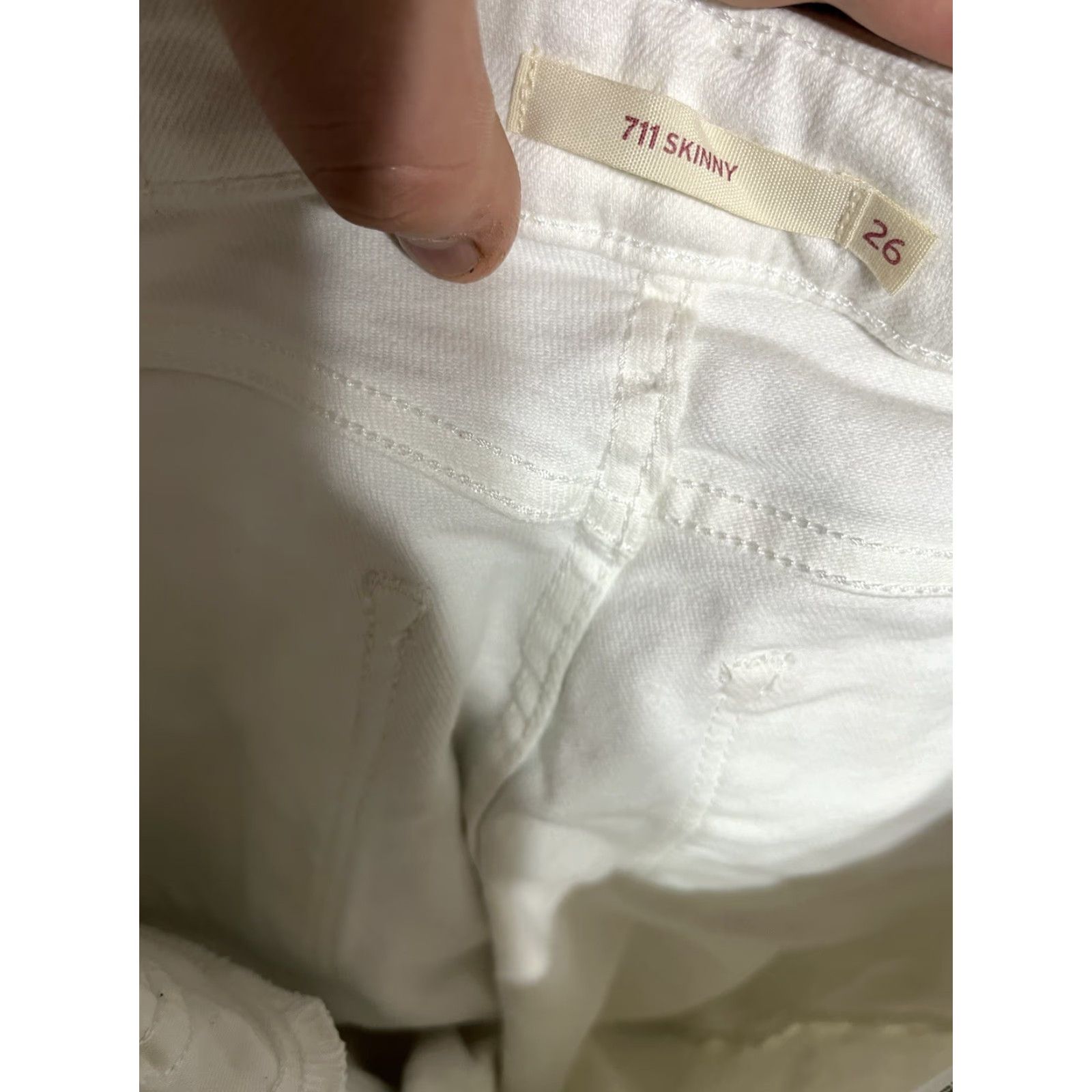 Levi's Levi's 711 Skinny Womens Jeans White 26x30 Size 26" / US 2 / IT 38 - 3 Thumbnail