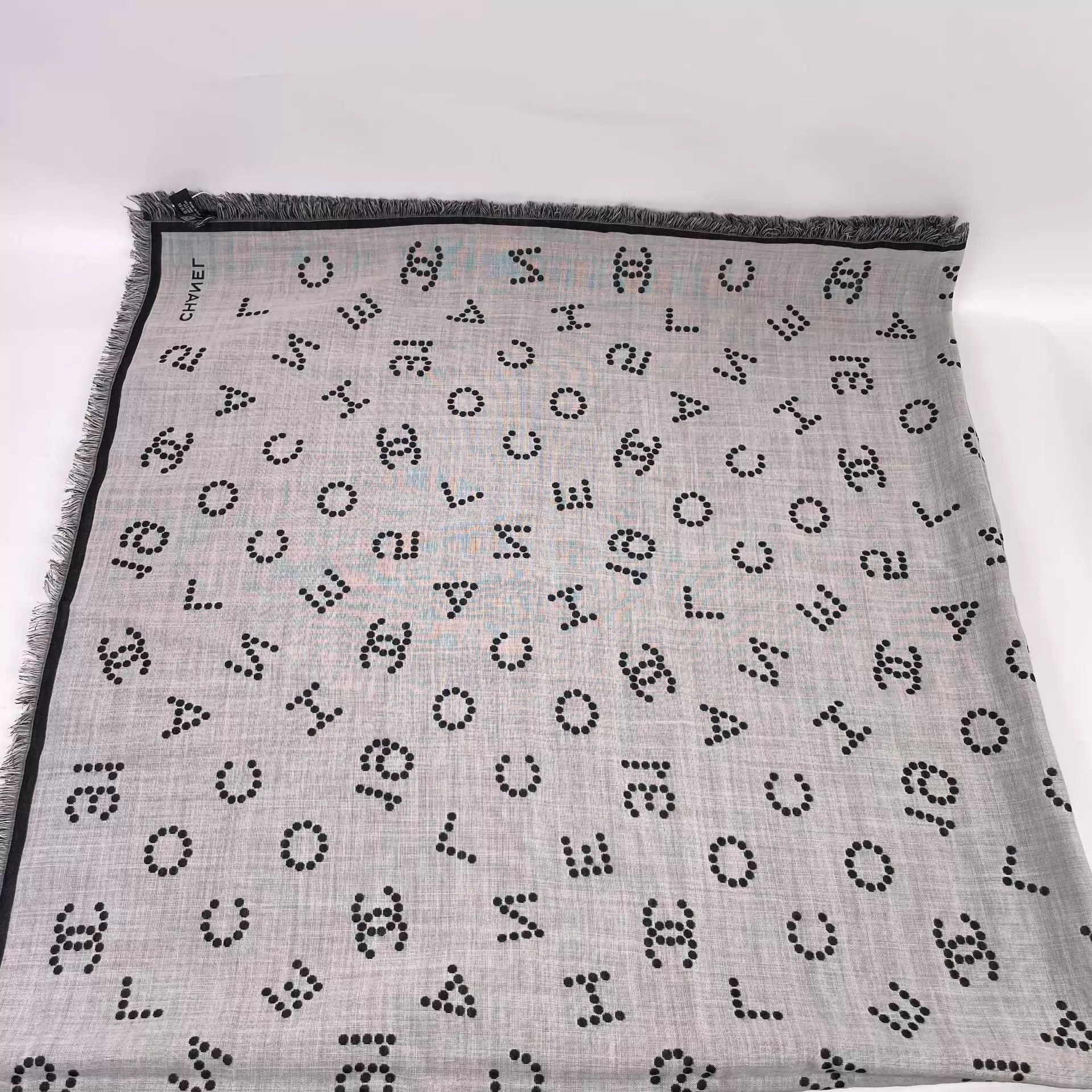 Chanel Chanel Silk Double-Faced Scarf Size ONE SIZE - 8 Thumbnail