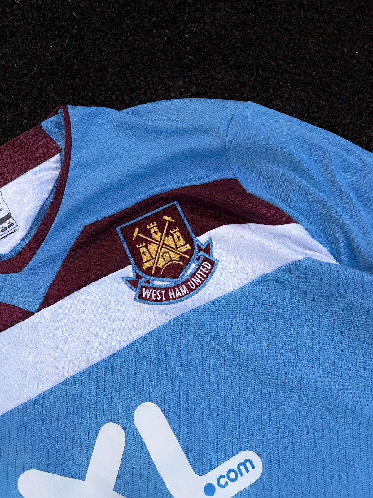 Umbro Umbro West Ham United 2008 Jersey Long sleeve Size US XL / EU 56 / 4 - 8 Thumbnail