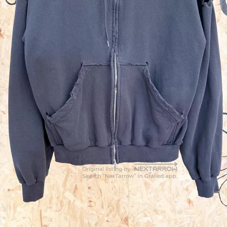 Balenciaga Balenciaga Distressed Zipper Hooded Jacket Size US S / EU 44-46 / 1 - 4 Thumbnail