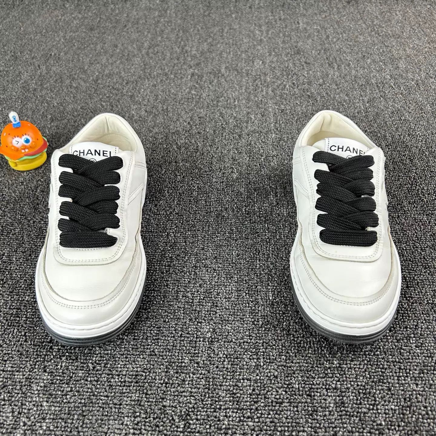 Chanel Chanel 24P White CC Sneakers 35.5 Women's Size US 4.5 / IT 34.5 - 2 Thumbnail