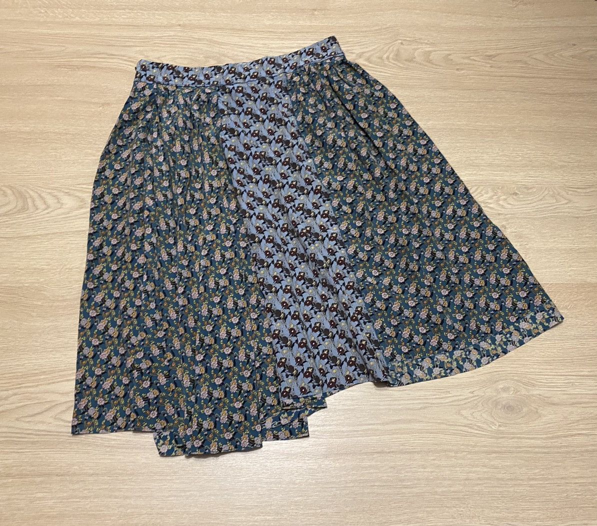 image of Marni Asymmetric Floral Printed Y2K Designer Skirt in Green, Women's (Size 30)