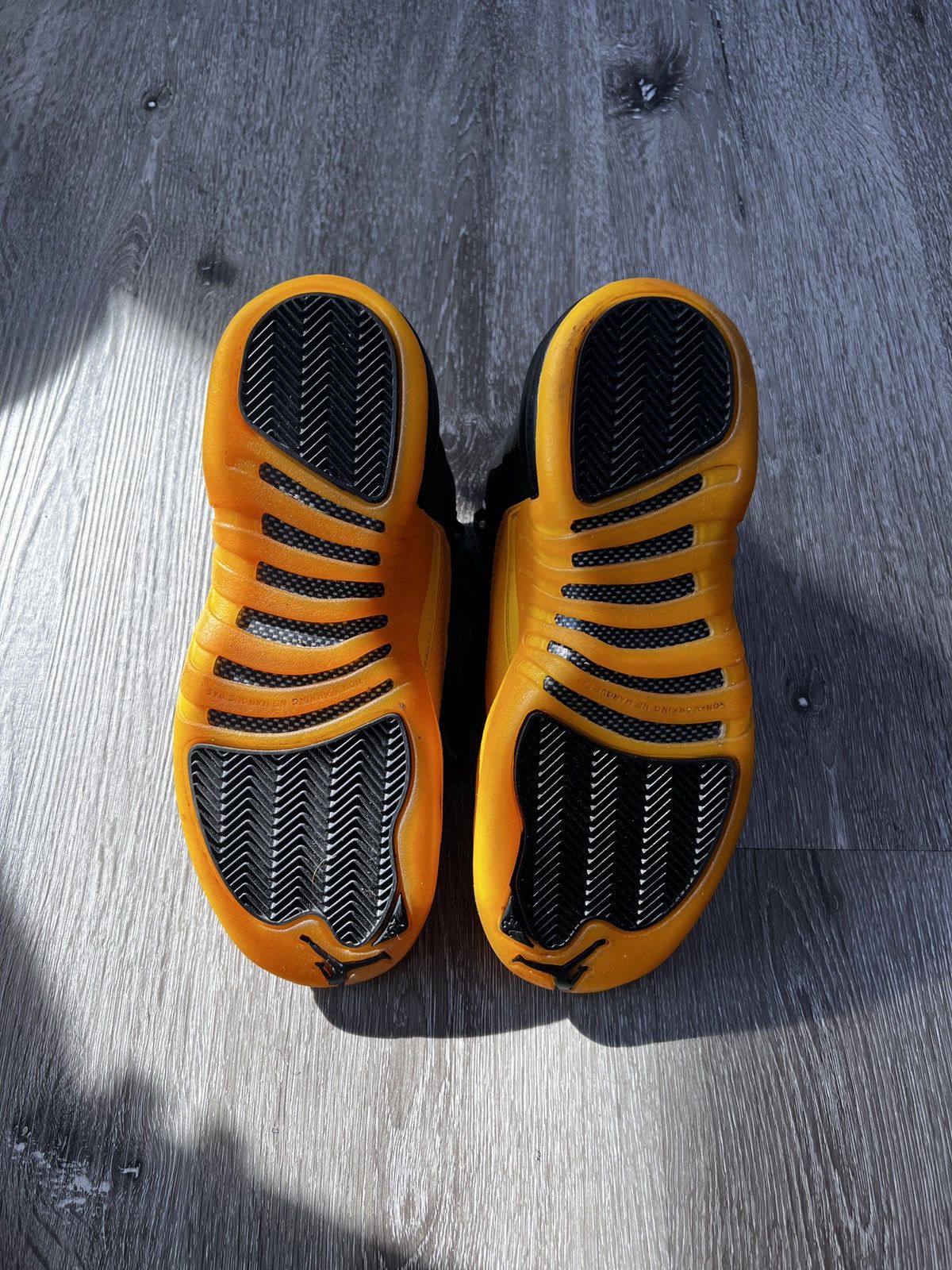 Jordan Brand Air Jordan 12 Retro “Black University Gold” (GS) *PRE-OWNED* Size US 6.5 / EU 39-40 - 5 Thumbnail