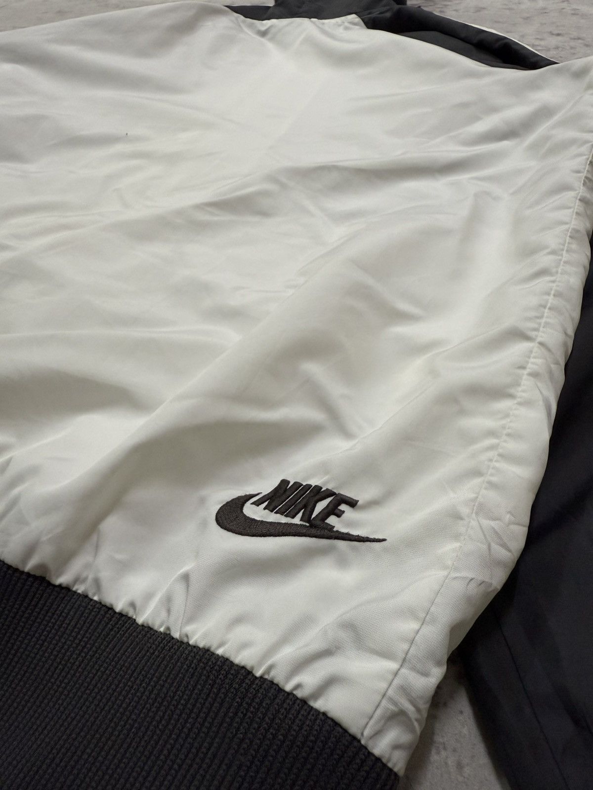 Nike VINTAGE Y2K NIKE BLOCK WINDBREAKER JACKET HODIE BOMBER STYLE Size US S / EU 44-46 / 1 - 13 Thumbnail