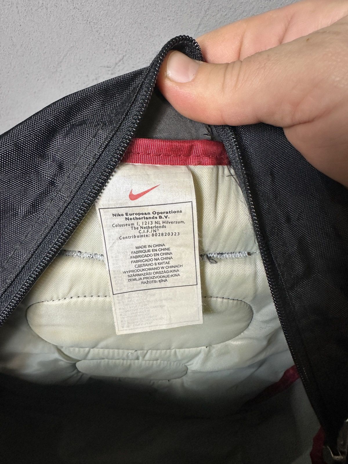 Nike × Vintage Nike Vintage 90s Y2K Black Backpack Size ONE SIZE - 8 Thumbnail