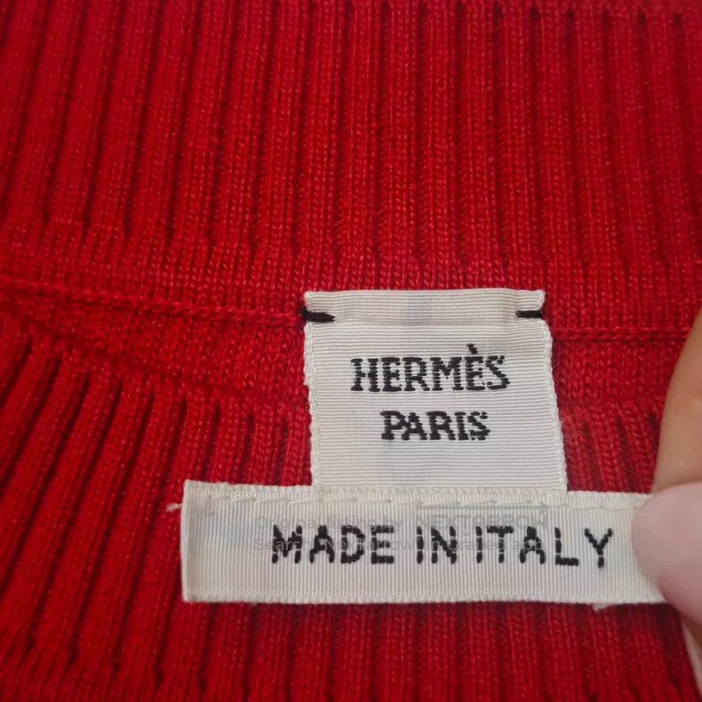 Hermes Hermes Red half mulberry silk knitted short sleeve Size XS / US 0-2 / IT 36-38 - 5 Thumbnail