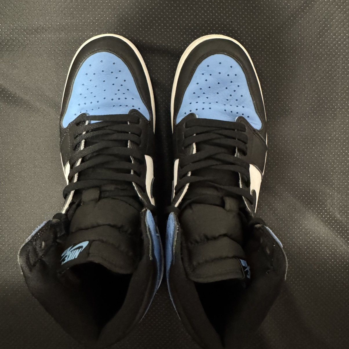 Nike Jordan 1 Retro High OG “UNC Toe” Size US 12 / EU 45 - 4 Thumbnail