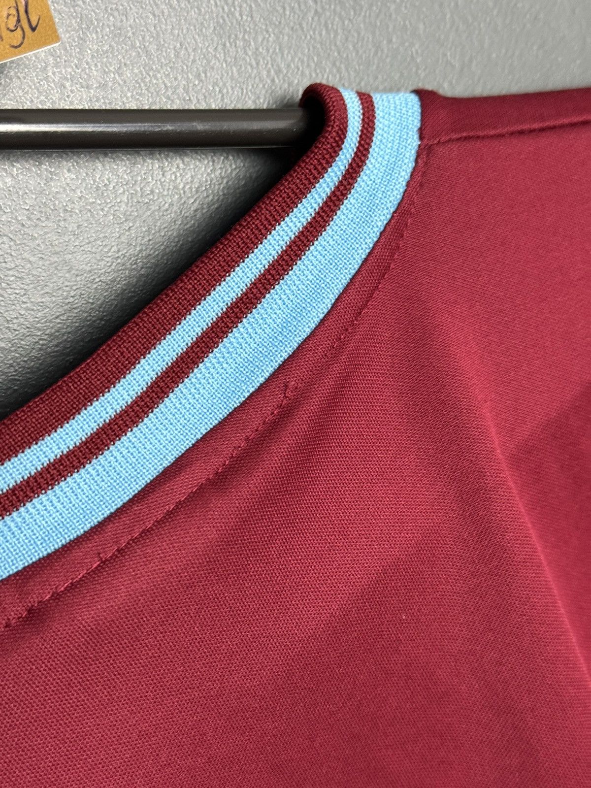 Other Burnley 01/02 Home Football Jersey Size US M / EU 48-50 / 2 - 12 Thumbnail