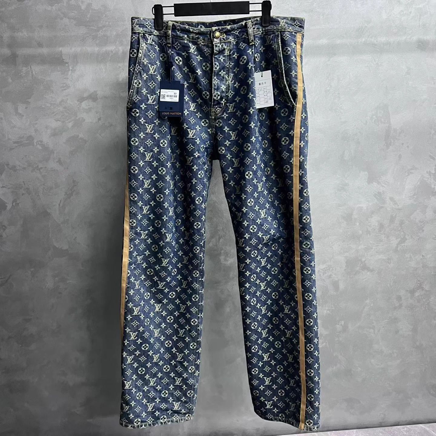 Louis Vuitton Louis Vuitton Blue Pleated All Over Print Jeans Size US 33 - 1 Thumbnail