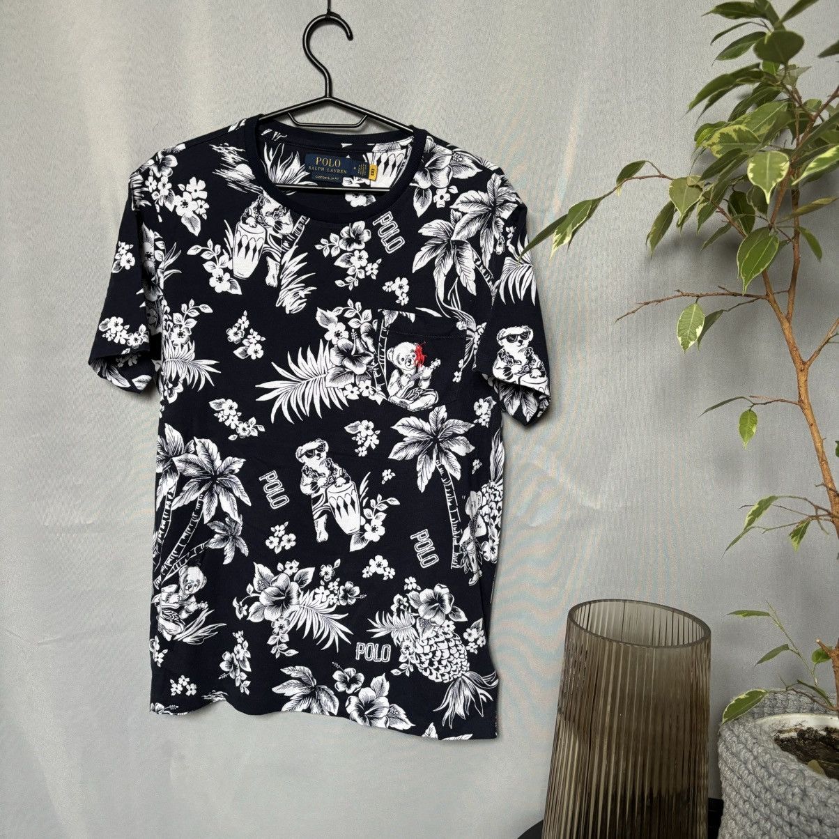Polo Ralph Lauren Polo Ralph Lauren Bear custom slim fit t-shirt medium used Size US M / EU 48-50 / 2 - 1 Thumbnail