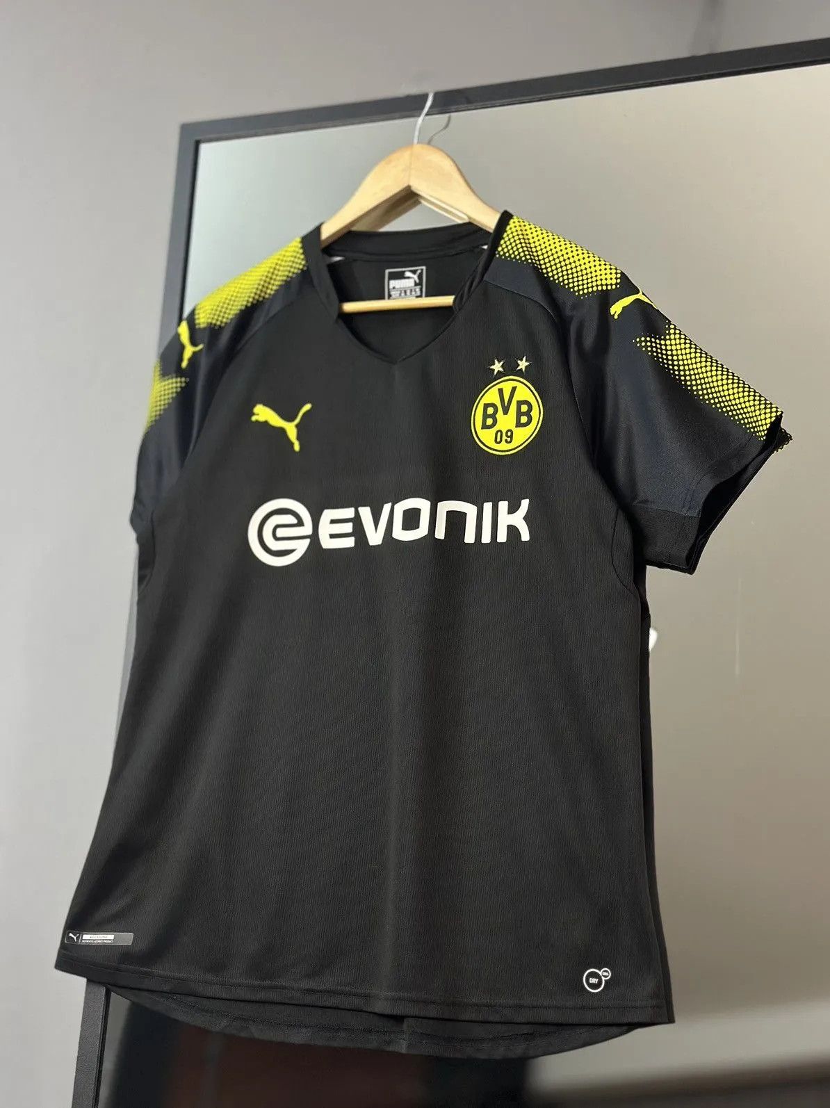 Puma 👉 Borussia Dortmund 2017/18 Puma Football Soccer Jersey Size US XL / EU 56 / 4 - 3 Thumbnail