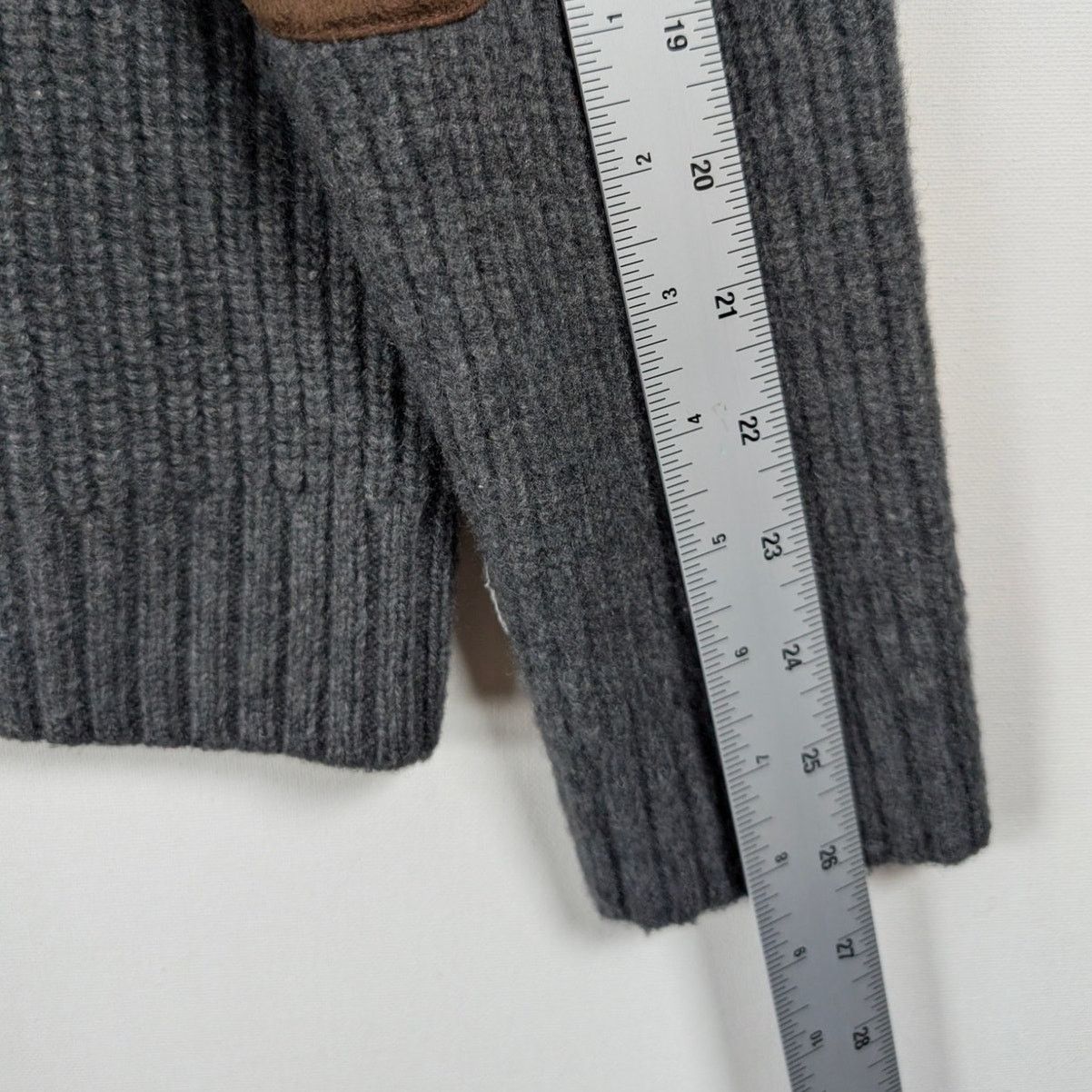 Wallin & Bros Wallin & Bros Wool Cardigan Gray XL Elbow Patch Mens Size XL Size US XL / EU 56 / 4 - 7 Thumbnail
