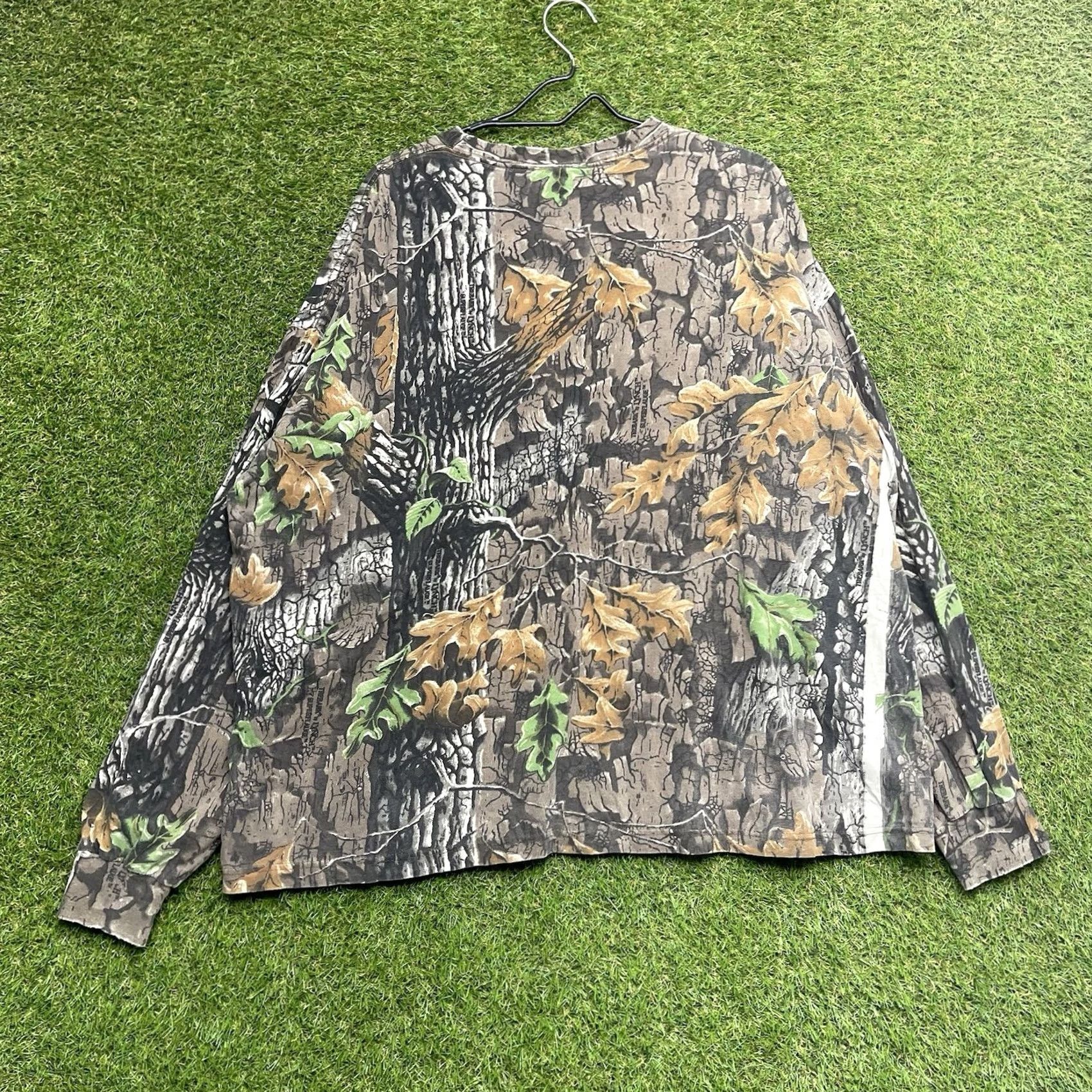 Jerzees VINTAGE Jerzees Outdoors Camo Shirt Mens XL Long Sleeve Camouflage Mossy Oak Hunting Jersey Cotton Green 1990s Mens Size US XL / EU 56 / 4 - 7 Thumbnail