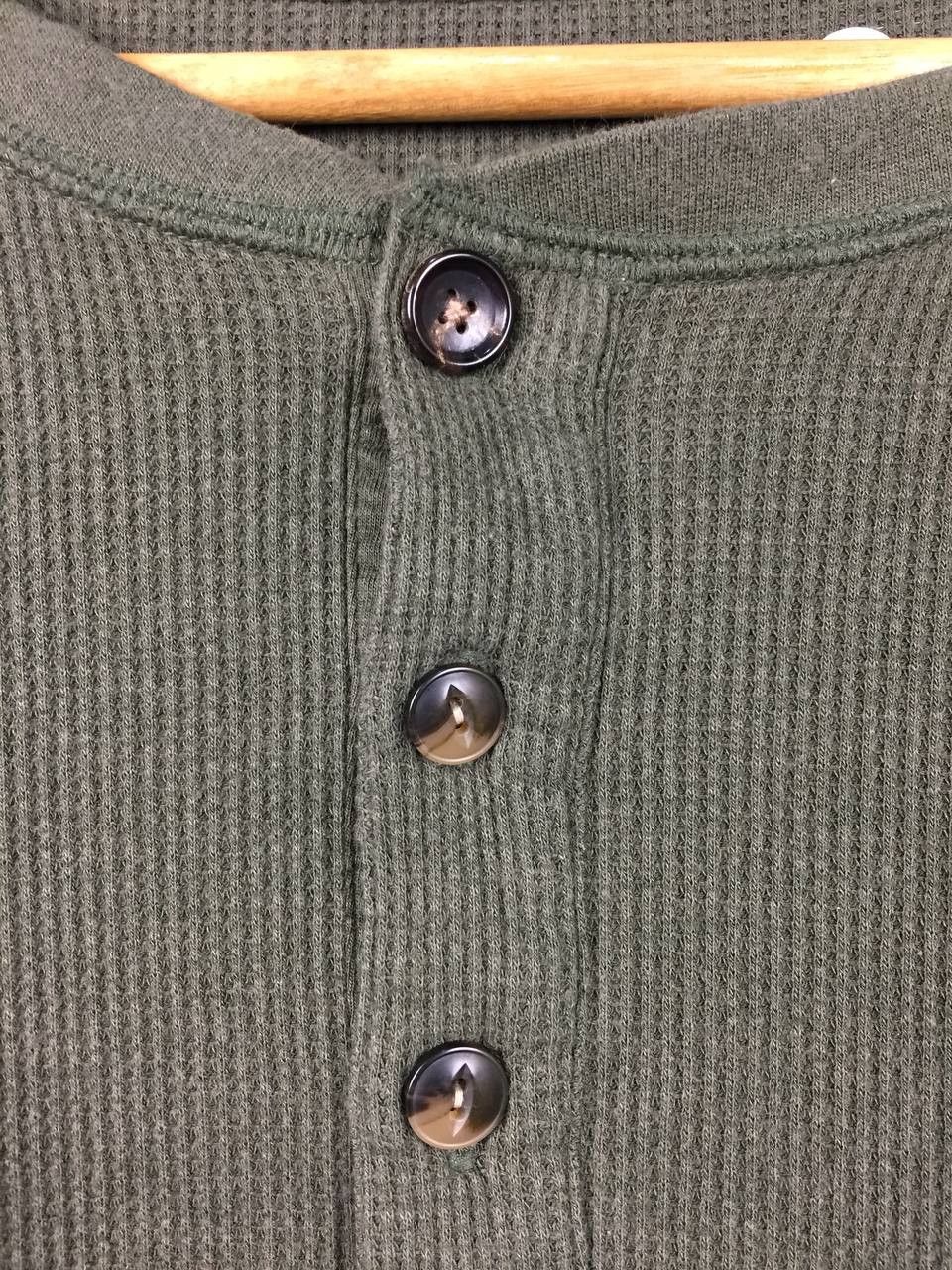 Uniqlo Uniqlo Waffle Knit Long Sleeve Henley Tee Size XL Size US XL / EU 56 / 4 - 4 Thumbnail