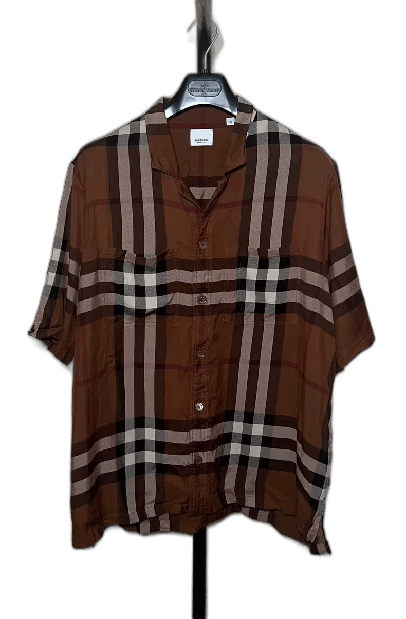 Burberry Burberry Vintage Khaki Cuban Collar Short Sleeve Shirt Size US XL / EU 56 / 4 - 1 Thumbnail