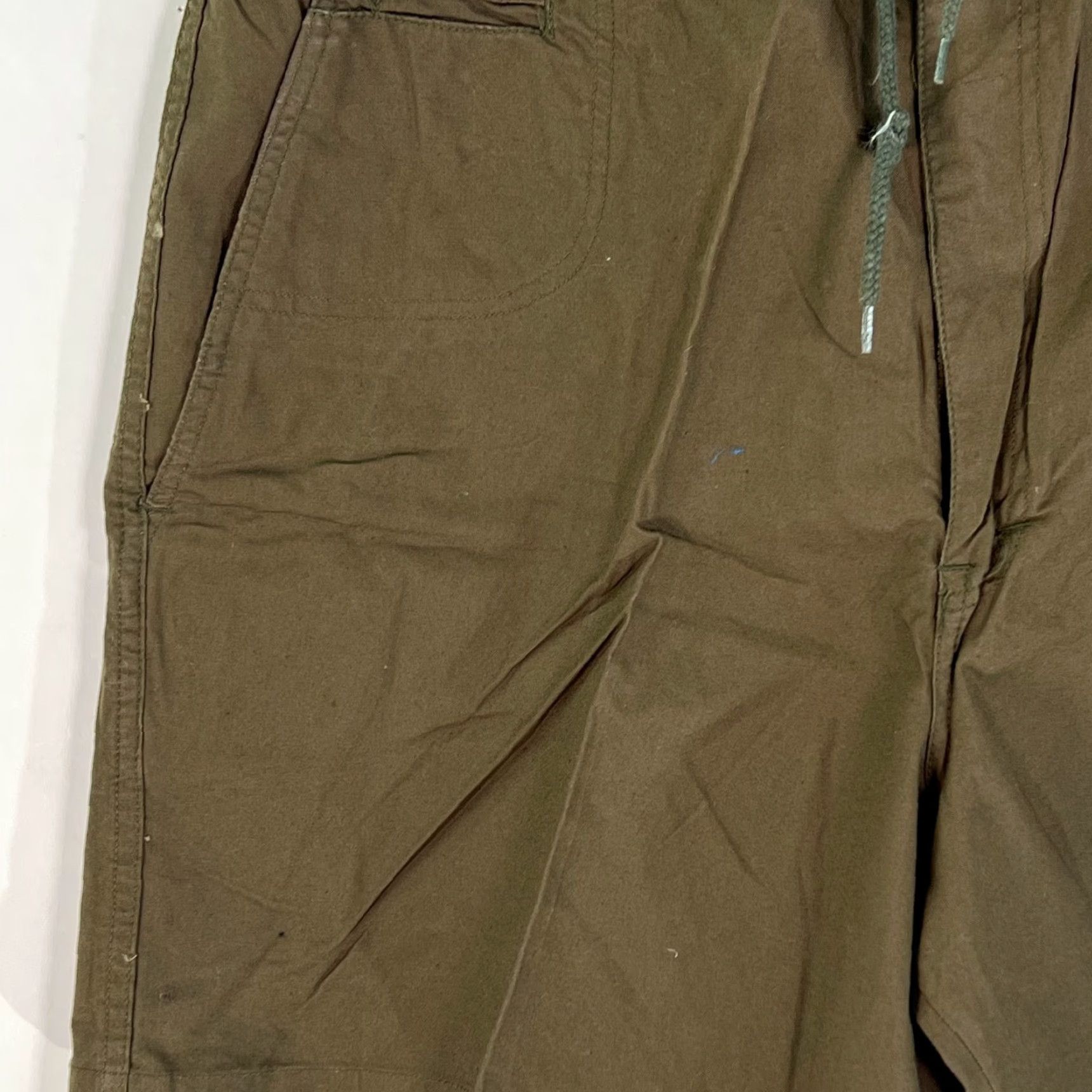 Vintage Britannia Shorts Mens Elastic Waist Casual Brown XL Cotton 5-Pocket 6in Inseam Belt Loops Regular Size XL Men Size US 40 / EU 56 - 4 Thumbnail