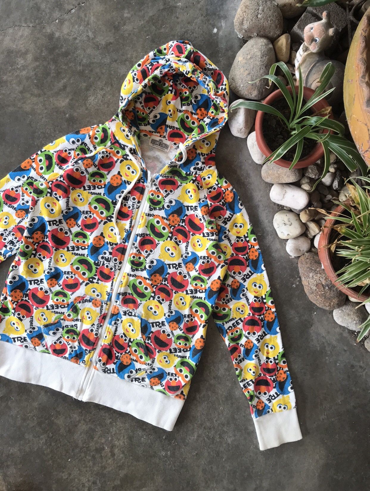 image of Cartoon Network x Vintage Elmo Sesame Street Full Printed Hoodie in White, Men's (Size Medium)