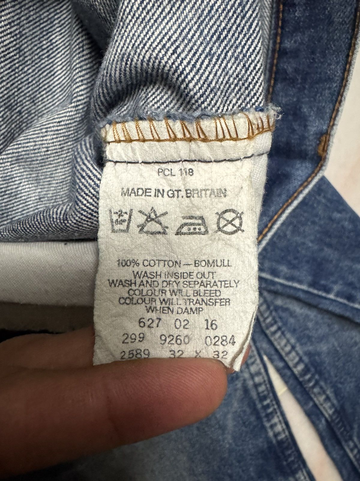 Levi's 💥INSANE💥VINTAGE Y2K LEVIS SAND WASHED DISTRESSED ORANGE TAB Size US 29 - 11 Thumbnail